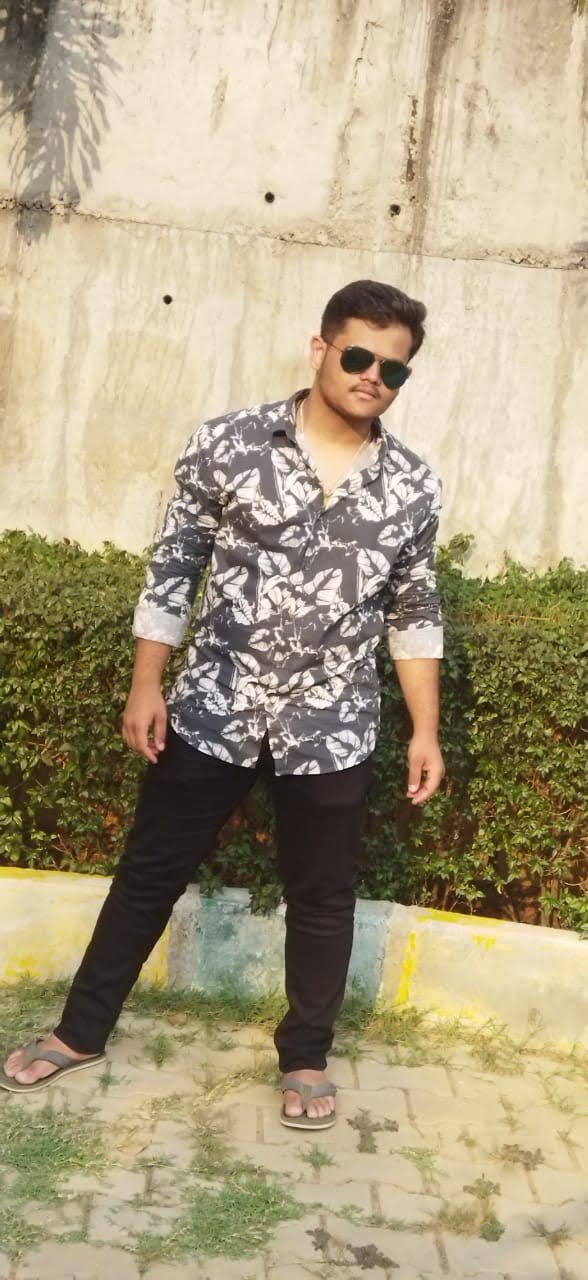 VIKAS C. — Right profile