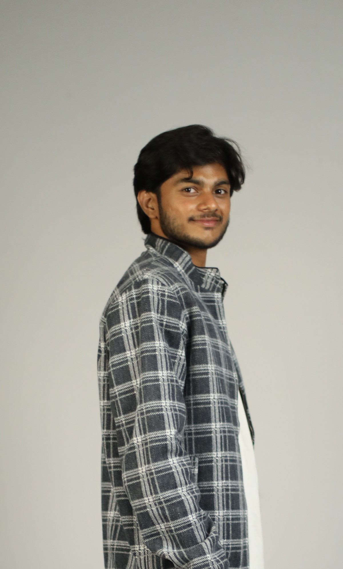 Hitesh R. — Right profile
