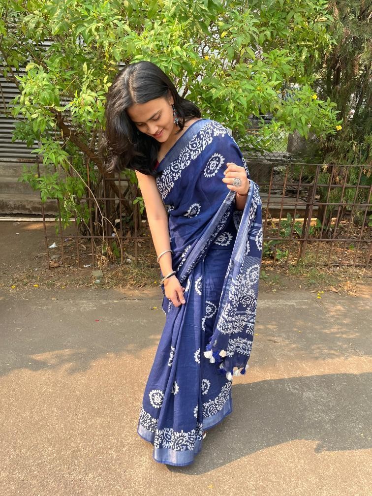 Shriya B. — Full shot