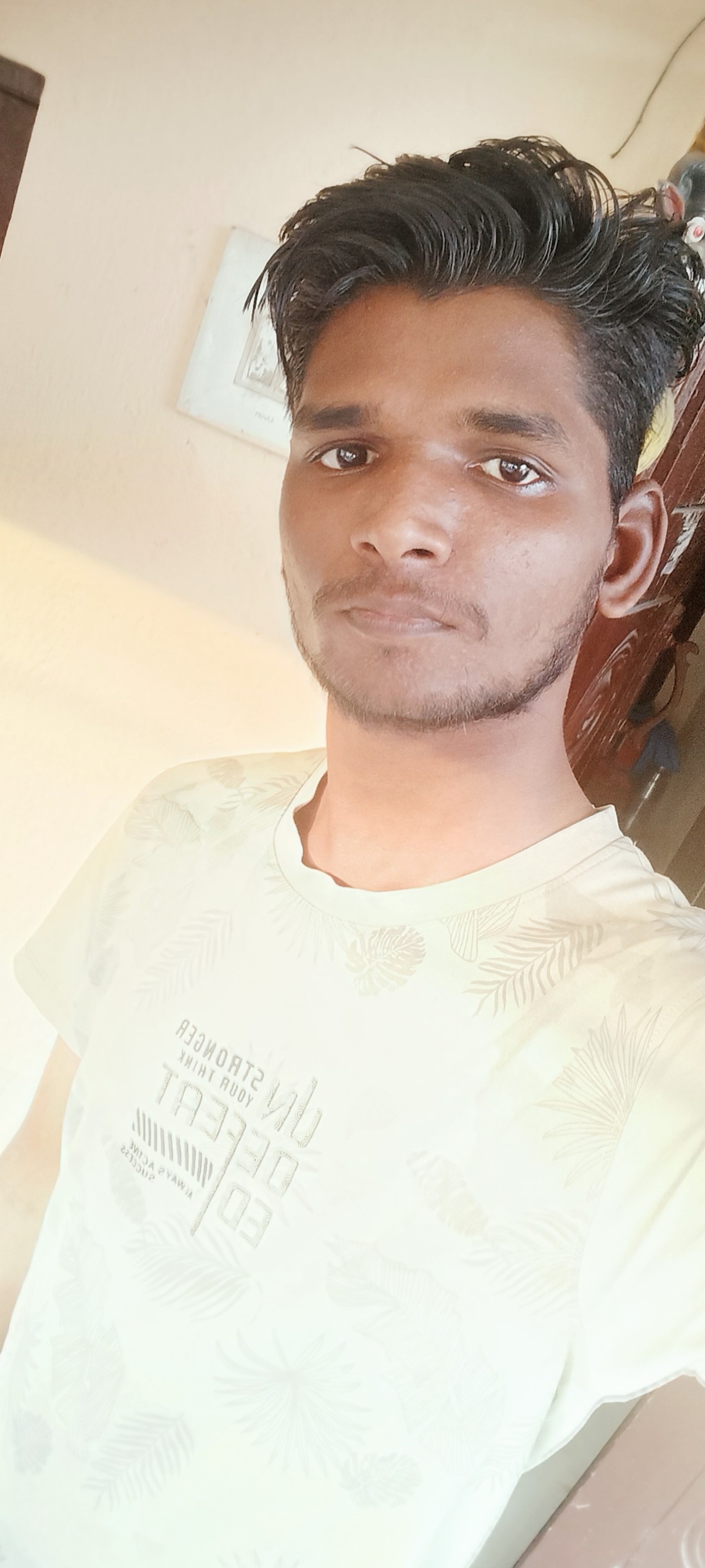 Dinesh K. — Right profile
